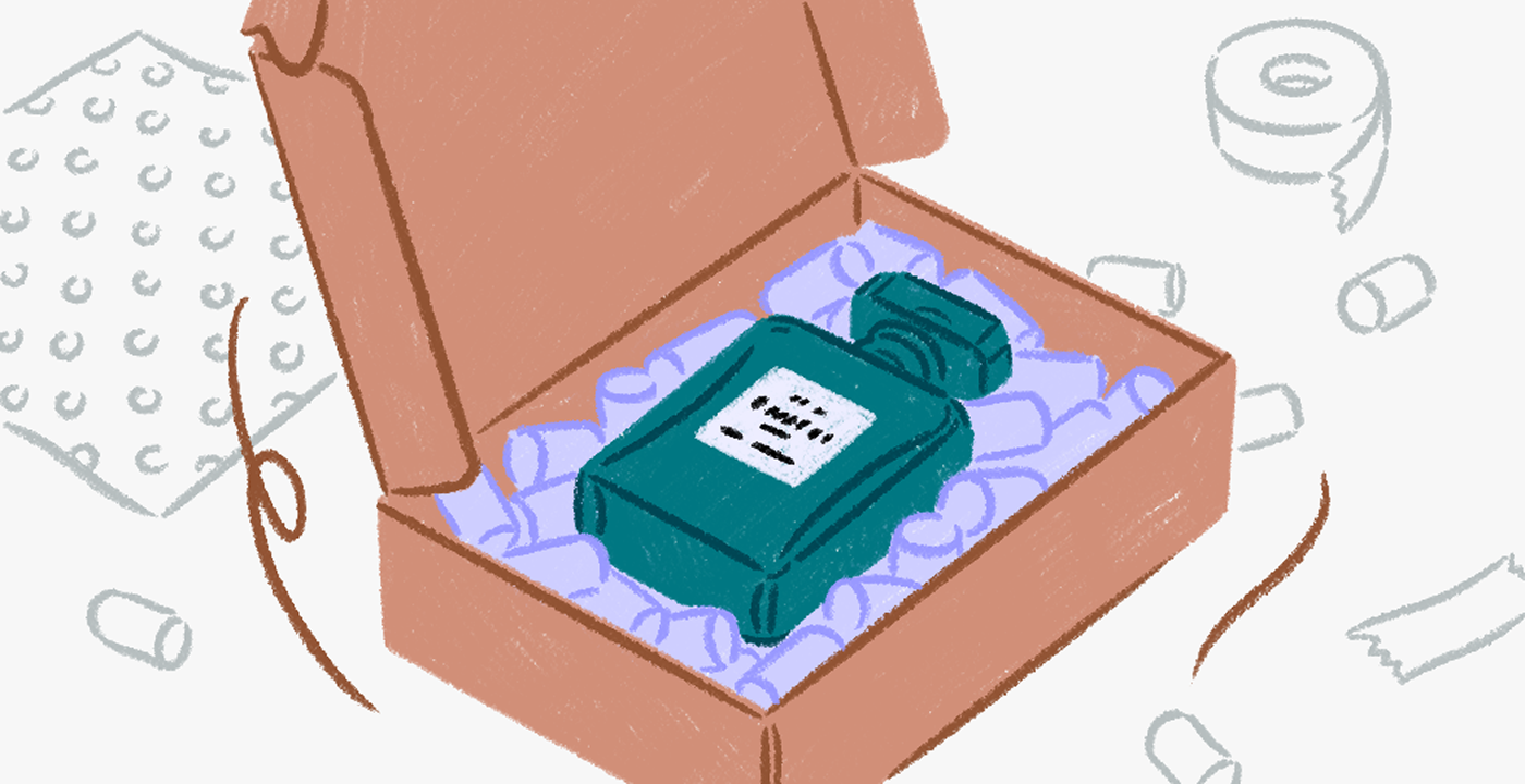 Illustration qui montre des exemples de colis bien emballés contenant des jouets, des cosmétiques ou des articles fragiles. Nous recommandons d'emballer ces articles dans une boîte en carton avec du rembourrage ou des billes de calage.