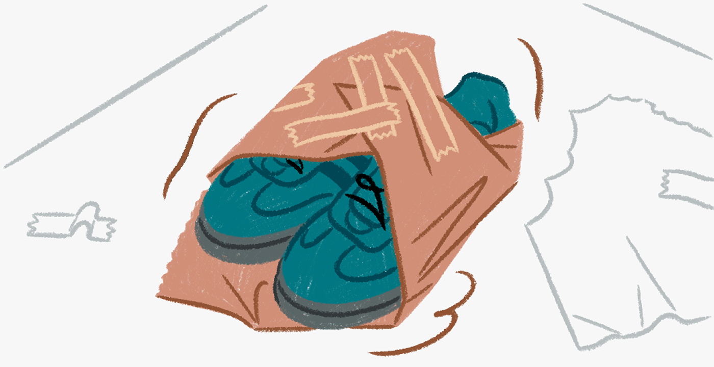 Illustration qui montre des exemples de colis mal emballés contenant des vêtements et des chaussures. Ces articles ne doivent pas être envoyés dans des sacs ou des enveloppes sans rembourrage.